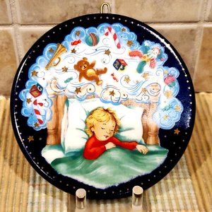 1993 Hallmark Keepsake Ornament Visions Of Sugarplums Enchantment Collection